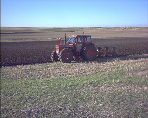Tractor moderno